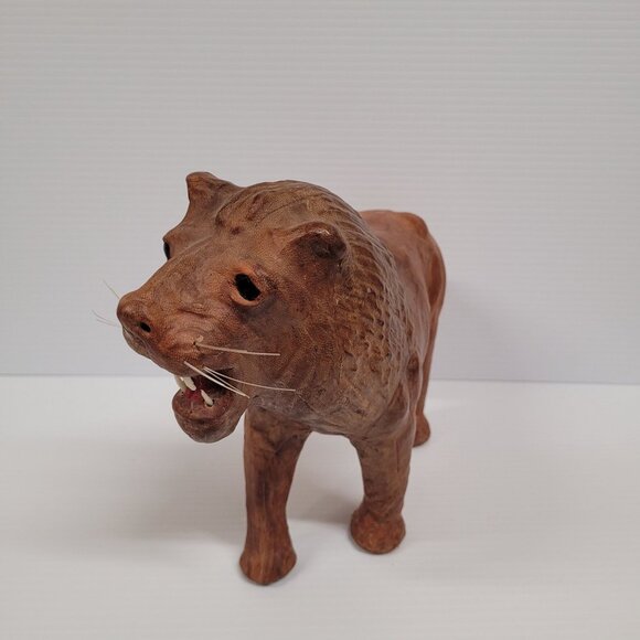Lion Leather Wrapped Glass Eye Statue Figurine 12'' x 9'' Made in India Vintage - Picture 2 of 10